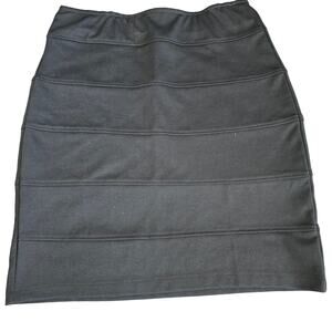 Basic House Black Stretch Skirt Size M